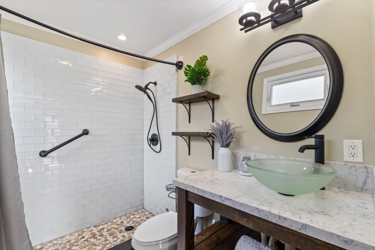 Detail Gallery Image 19 of 28 For 1502 Mefferd Ave, San Mateo,  CA 94401 - 3 Beds | 2/1 Baths