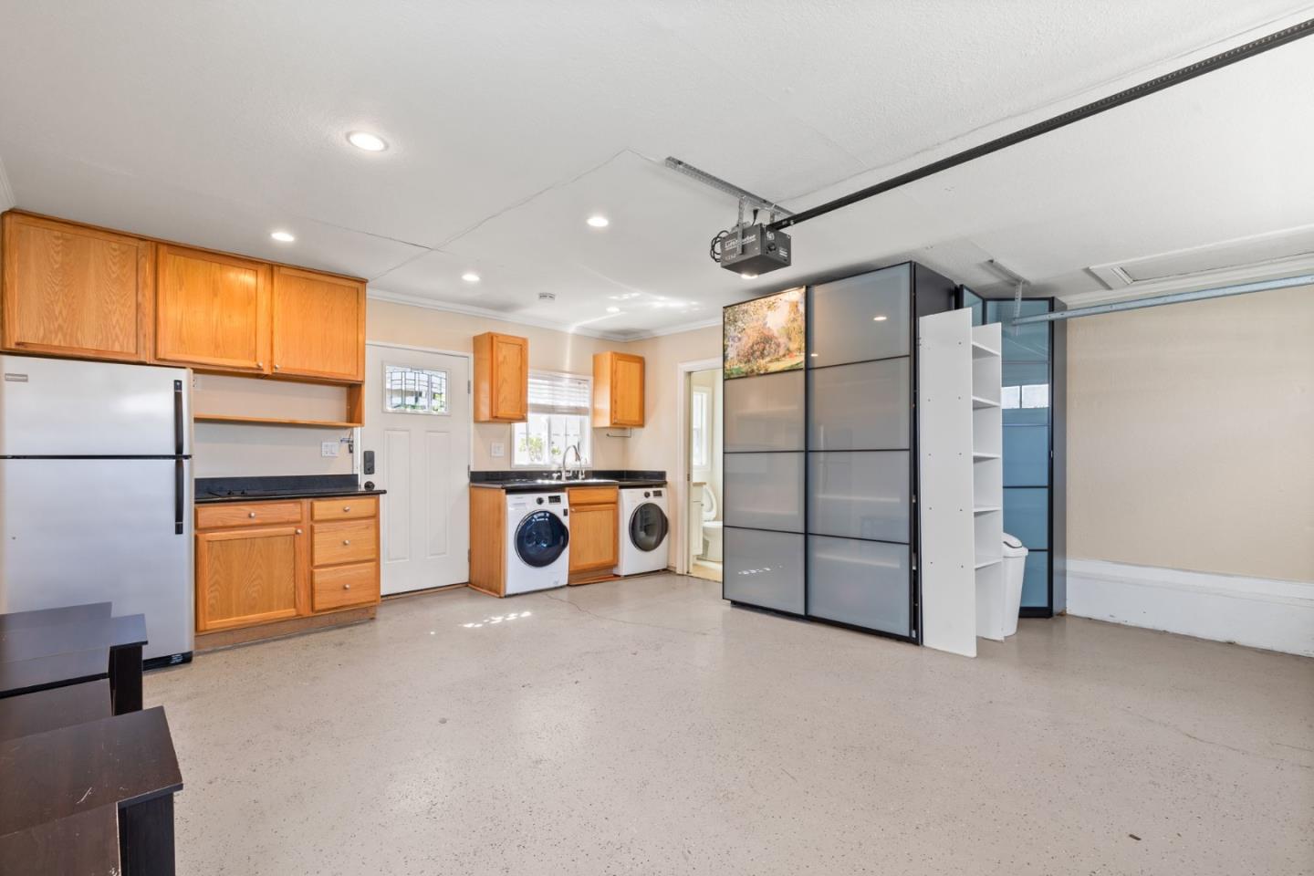 Detail Gallery Image 21 of 28 For 1502 Mefferd Ave, San Mateo,  CA 94401 - 3 Beds | 2/1 Baths
