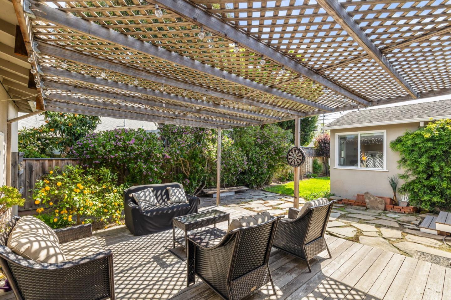 Detail Gallery Image 25 of 28 For 1502 Mefferd Ave, San Mateo,  CA 94401 - 3 Beds | 2/1 Baths