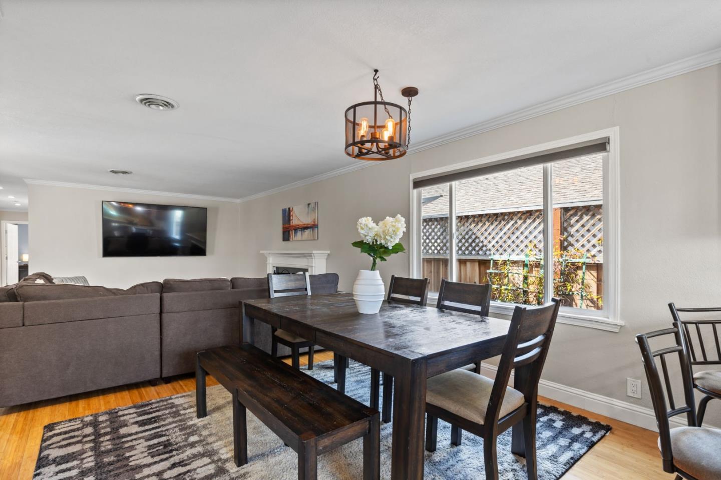 Detail Gallery Image 8 of 28 For 1502 Mefferd Ave, San Mateo,  CA 94401 - 3 Beds | 2/1 Baths