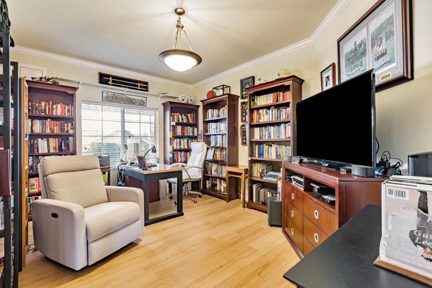 Detail Gallery Image 23 of 44 For 1111 Morse Ave #220,  Sunnyvale,  CA 94089 - 3 Beds | 2 Baths