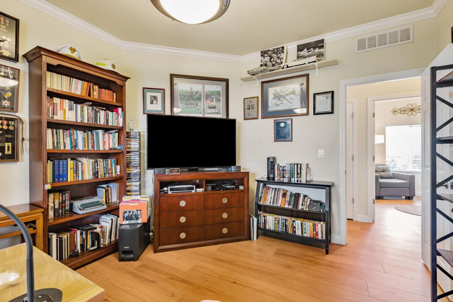 Detail Gallery Image 24 of 44 For 1111 Morse Ave #220,  Sunnyvale,  CA 94089 - 3 Beds | 2 Baths