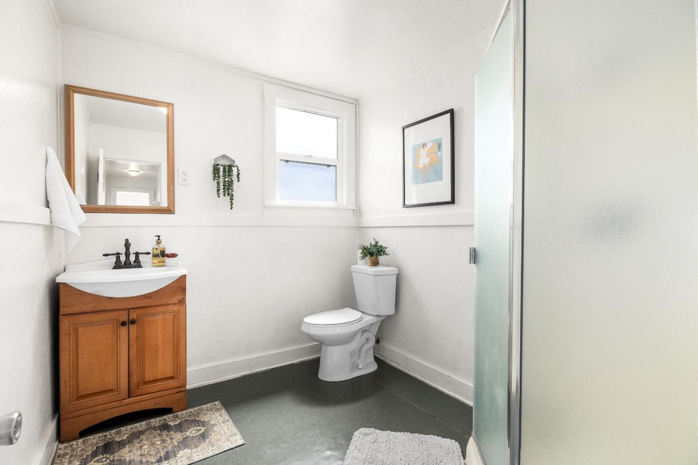 Detail Gallery Image 17 of 24 For 208 Coulson Ave, Santa Cruz,  CA 95060 - 4 Beds | 2 Baths