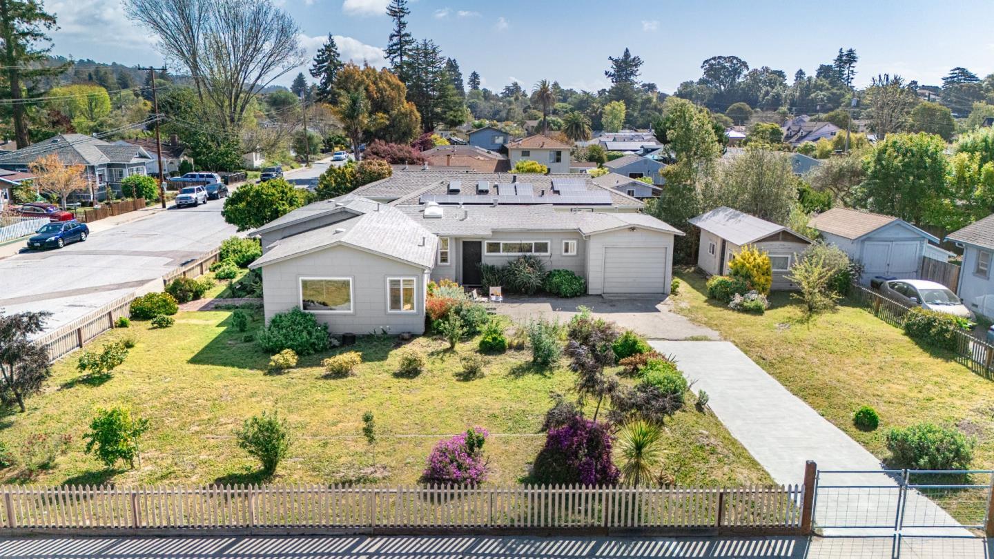 Detail Gallery Image 21 of 24 For 208 Coulson Ave, Santa Cruz,  CA 95060 - 4 Beds | 2 Baths