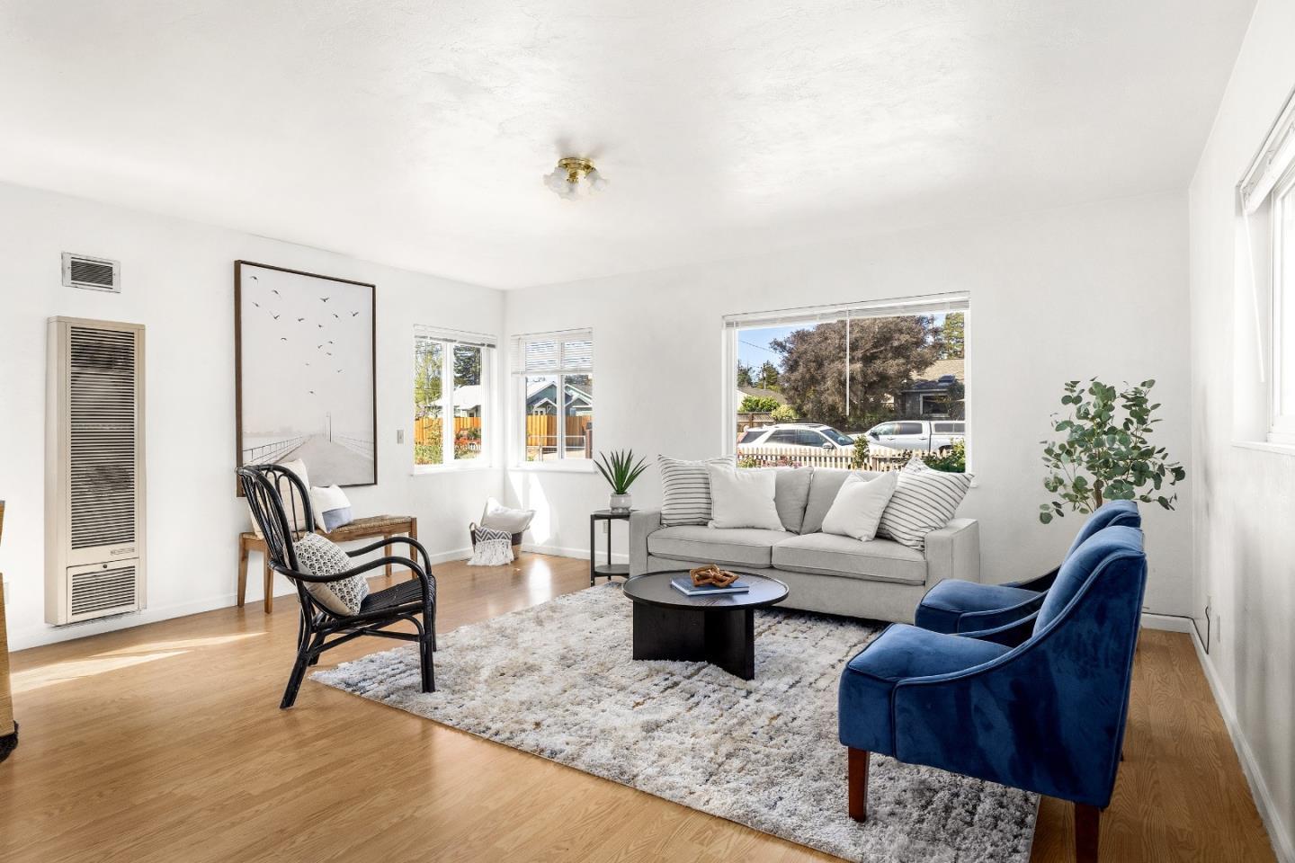 Detail Gallery Image 8 of 24 For 208 Coulson Ave, Santa Cruz,  CA 95060 - 4 Beds | 2 Baths