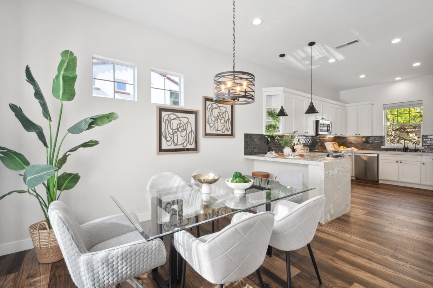 Detail Gallery Image 11 of 55 For 7531 Edinburgh Way, Gilroy,  CA 95020 - 4 Beds | 3/1 Baths