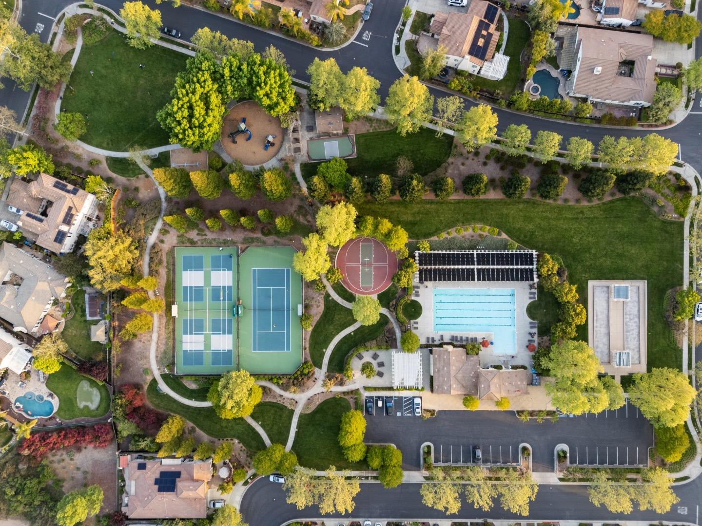 Detail Gallery Image 54 of 55 For 7531 Edinburgh Way, Gilroy,  CA 95020 - 4 Beds | 3/1 Baths