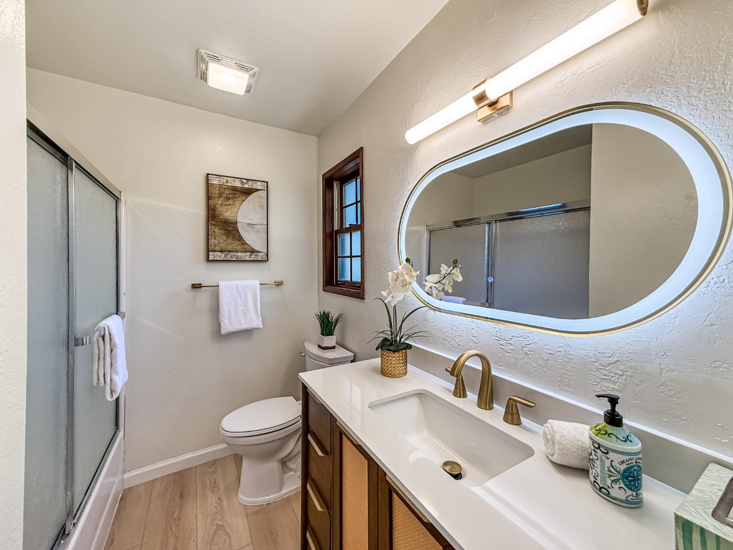 Detail Gallery Image 21 of 38 For 6137 Ashburton Dr, San Jose,  CA 95123 - 4 Beds | 3 Baths
