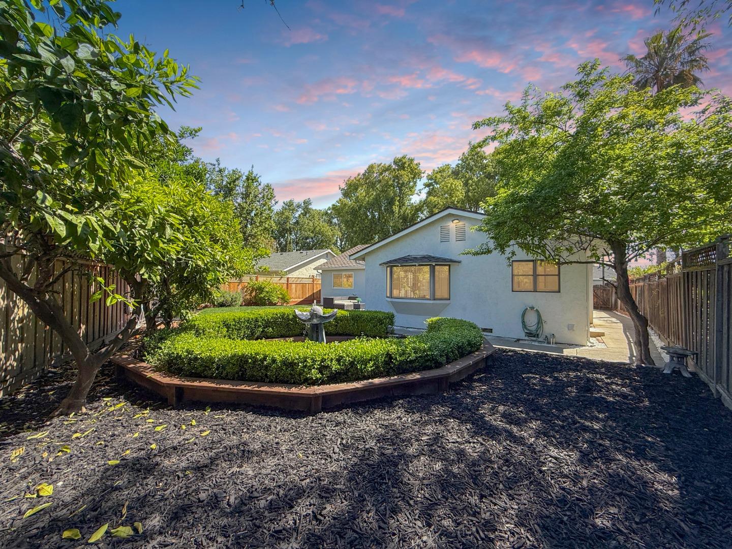 Detail Gallery Image 36 of 38 For 6137 Ashburton Dr, San Jose,  CA 95123 - 4 Beds | 3 Baths