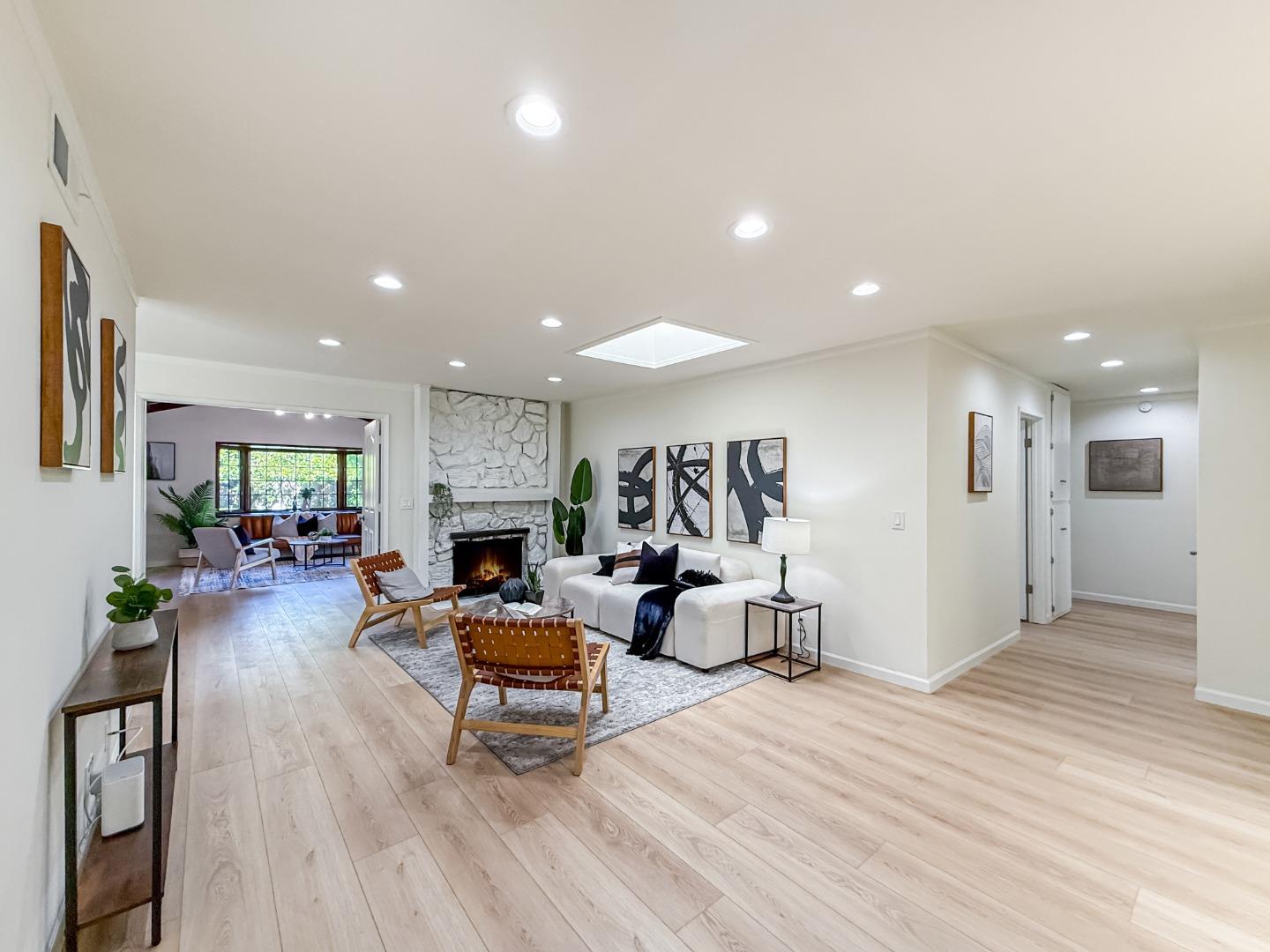 Detail Gallery Image 7 of 38 For 6137 Ashburton Dr, San Jose,  CA 95123 - 4 Beds | 3 Baths