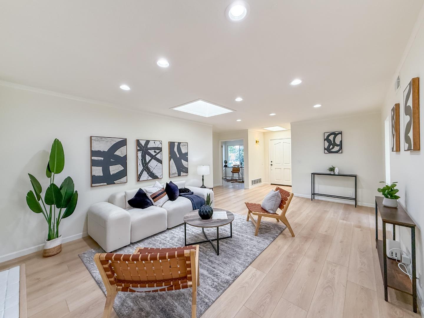 Detail Gallery Image 8 of 38 For 6137 Ashburton Dr, San Jose,  CA 95123 - 4 Beds | 3 Baths