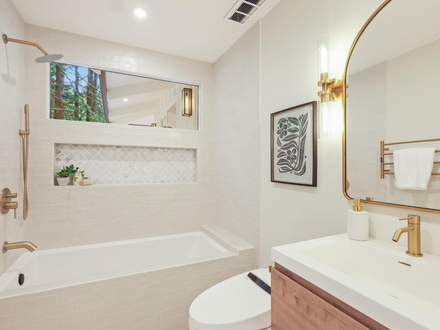 Detail Gallery Image 11 of 23 For 4808 Glen Haven Rd, Soquel,  CA 95073 - 2 Beds | 2 Baths