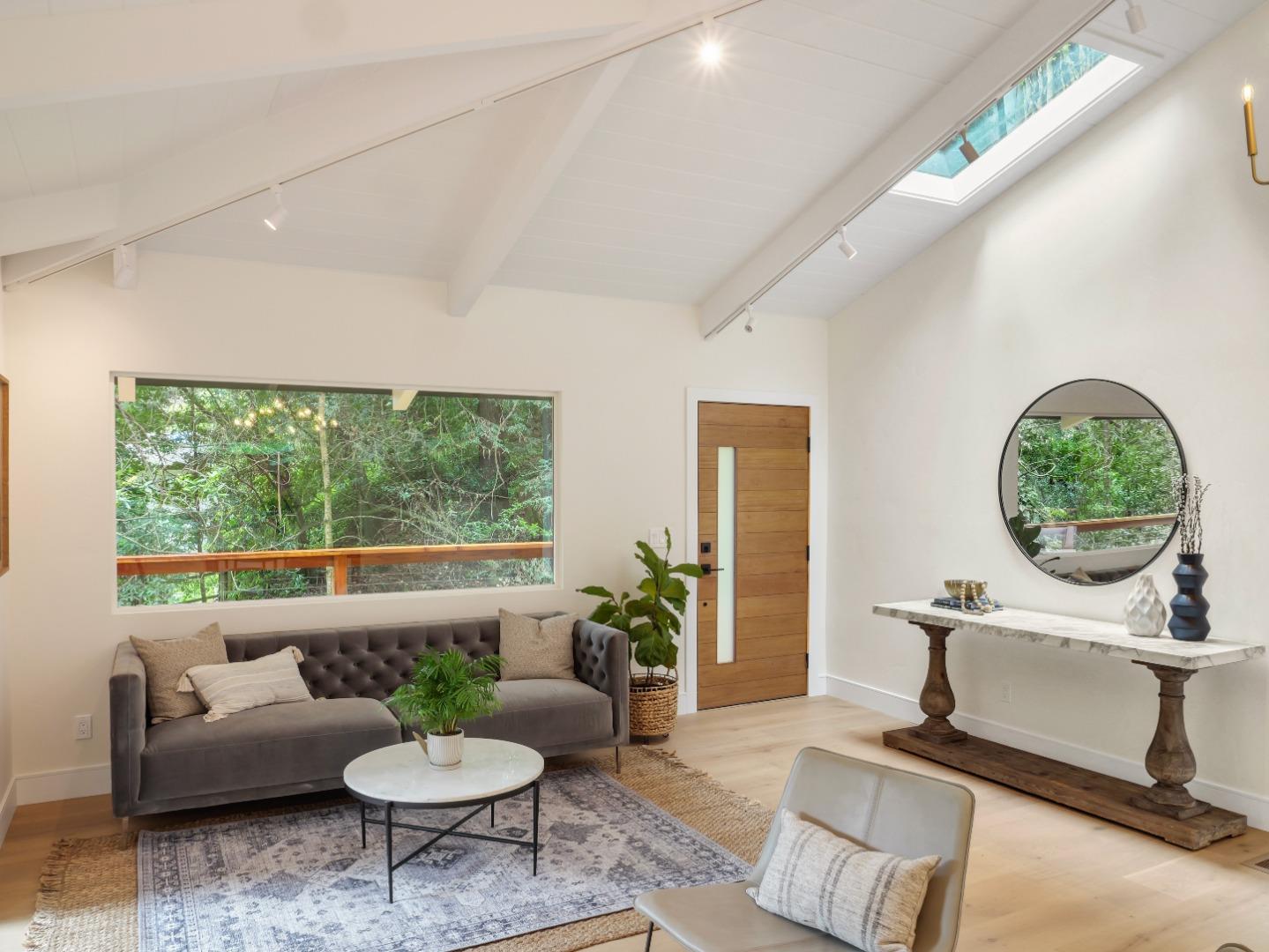 Detail Gallery Image 5 of 23 For 4808 Glen Haven Rd, Soquel,  CA 95073 - 2 Beds | 2 Baths