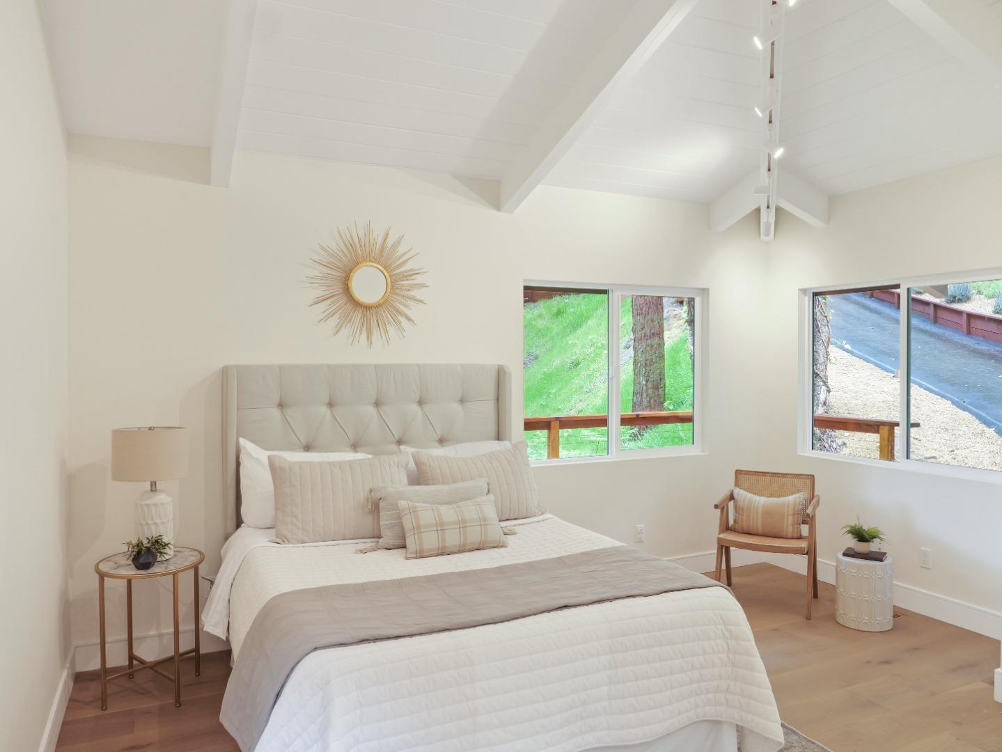 Detail Gallery Image 9 of 23 For 4808 Glen Haven Rd, Soquel,  CA 95073 - 2 Beds | 2 Baths