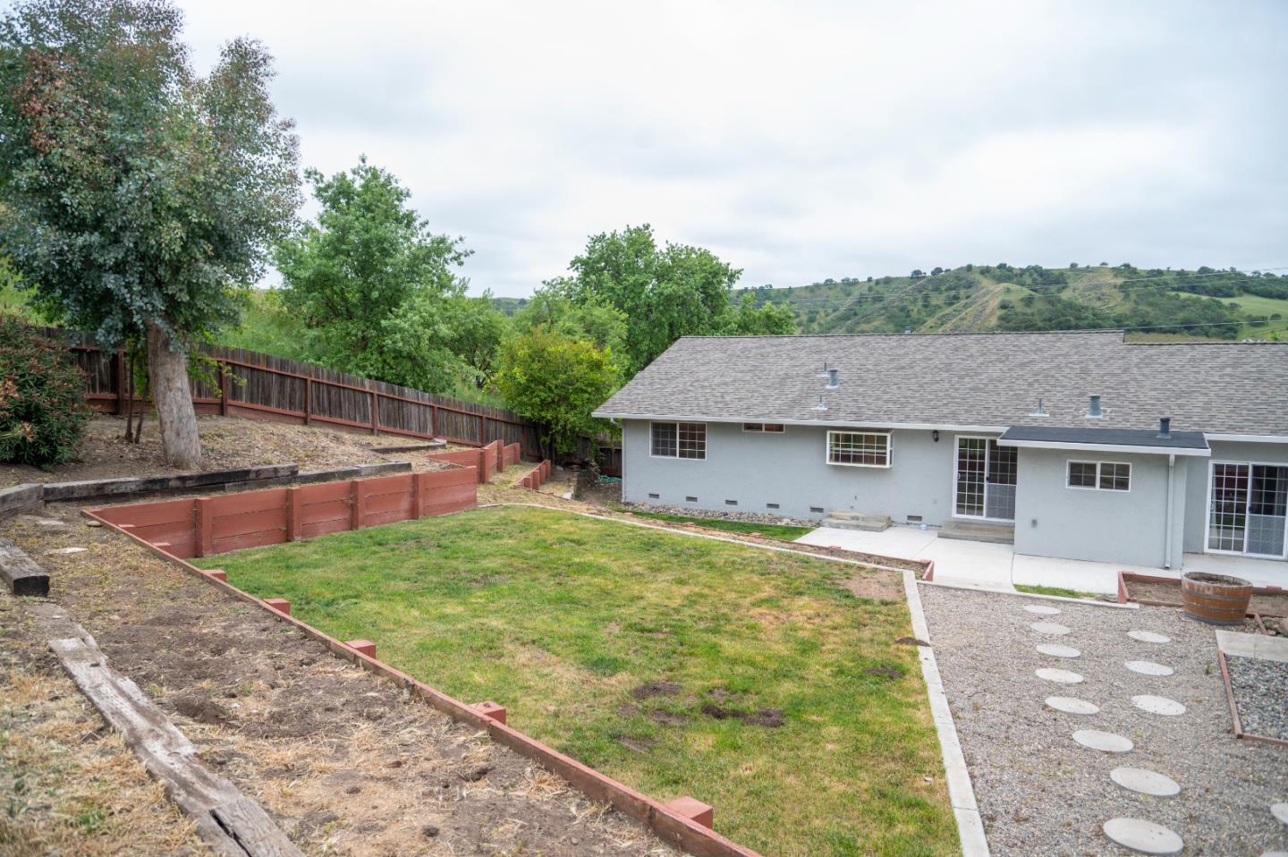 Detail Gallery Image 28 of 41 For 411 Bolado Rd, Tres Pinos,  CA 95075 - 3 Beds | 2/1 Baths