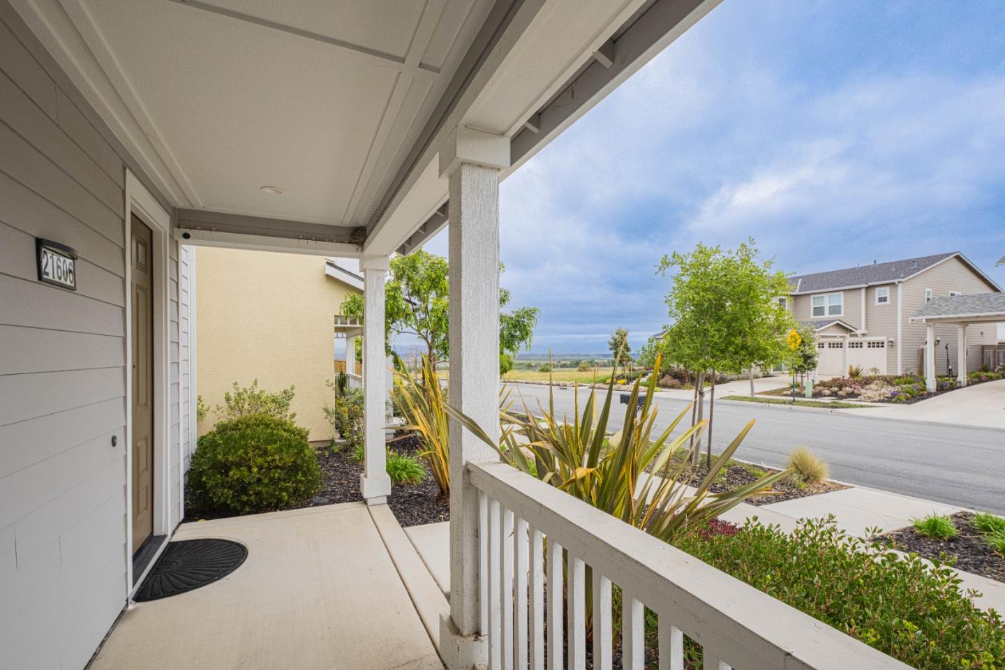Detail Gallery Image 2 of 36 For 21606 Ord Ave, Marina,  CA 93933 - 3 Beds | 2/1 Baths