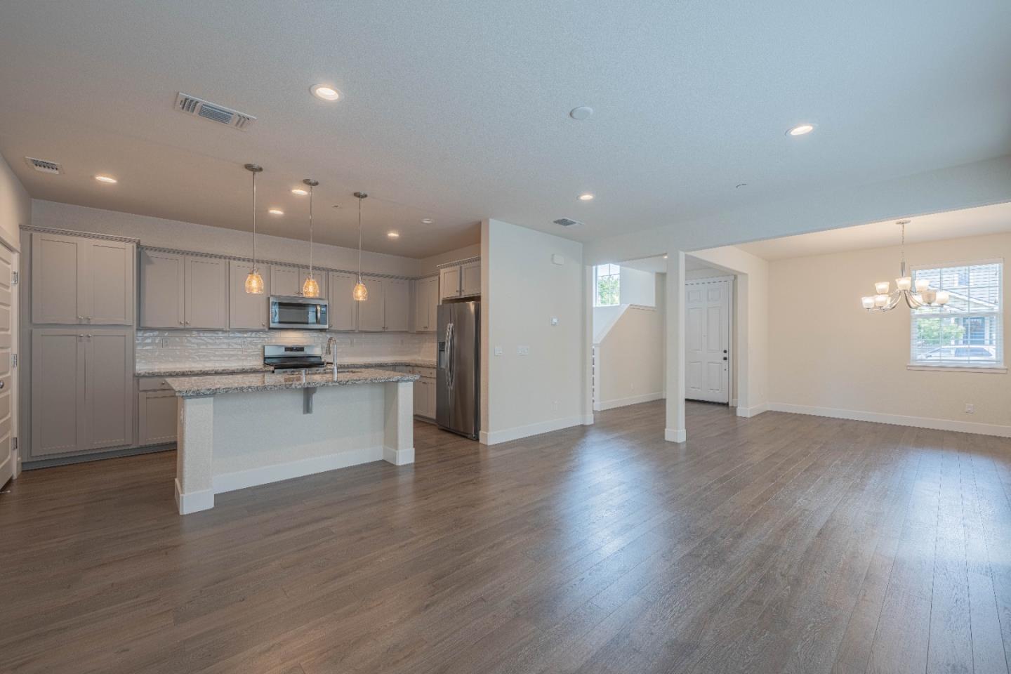 Detail Gallery Image 9 of 36 For 21606 Ord Ave, Marina,  CA 93933 - 3 Beds | 2/1 Baths