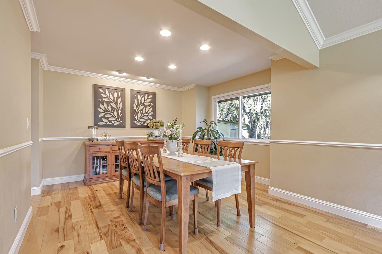 Detail Gallery Image 12 of 64 For 3187 High Meadow Ln, San Jose,  CA 95135 - 4 Beds | 2 Baths