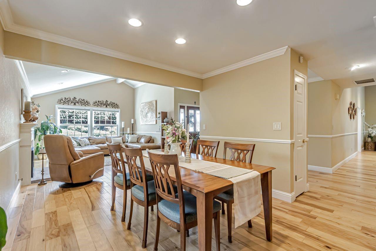 Detail Gallery Image 13 of 64 For 3187 High Meadow Ln, San Jose,  CA 95135 - 4 Beds | 2 Baths