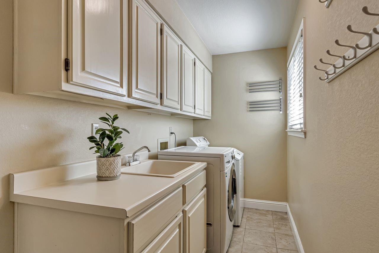 Detail Gallery Image 39 of 64 For 3187 High Meadow Ln, San Jose,  CA 95135 - 4 Beds | 2 Baths