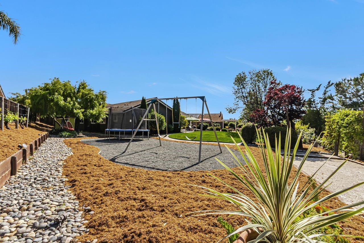 Detail Gallery Image 58 of 64 For 3187 High Meadow Ln, San Jose,  CA 95135 - 4 Beds | 2 Baths