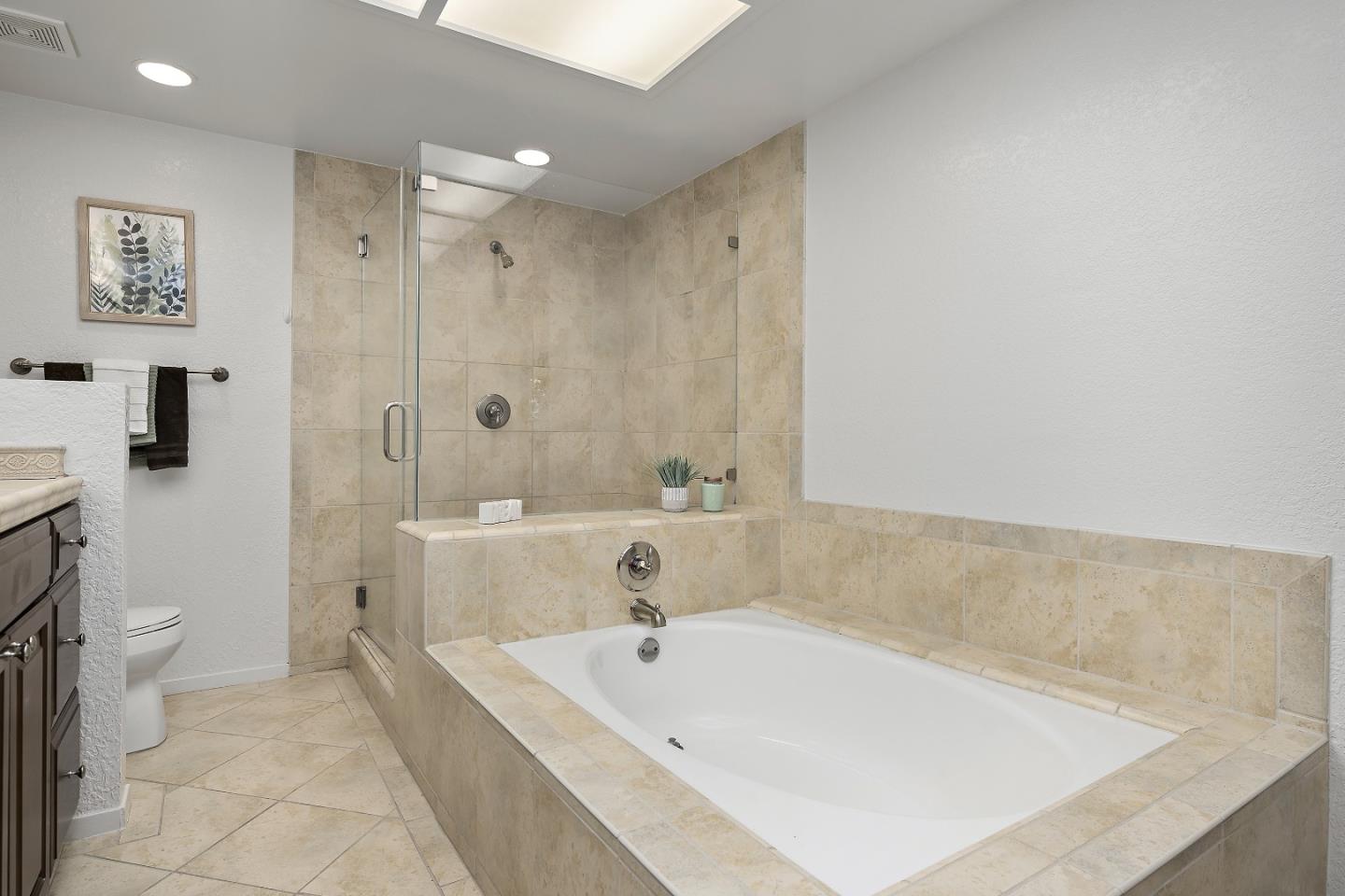 Detail Gallery Image 24 of 37 For 5965 Fiddletown Pl, San Jose,  CA 95120 - 2 Beds | 2/1 Baths