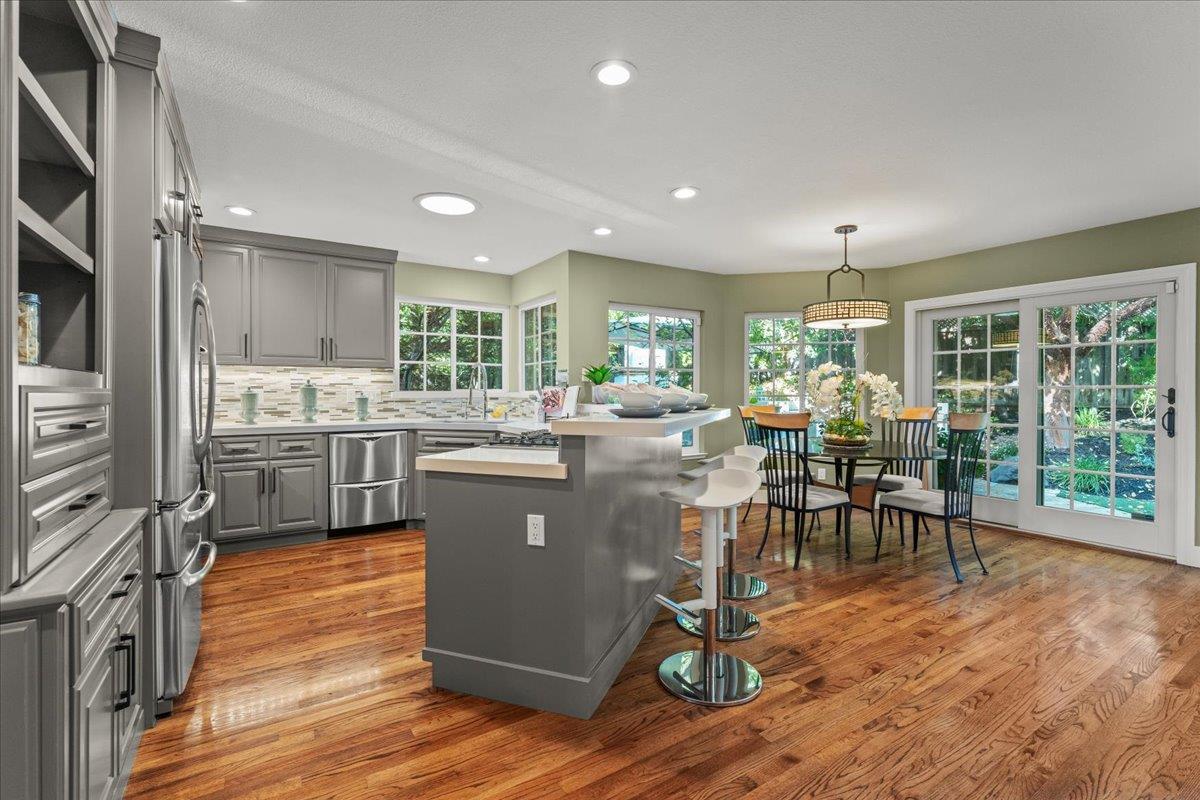 Detail Gallery Image 12 of 59 For 112 Johnson Holw, Los Gatos,  CA 95030 - 4 Beds | 3 Baths