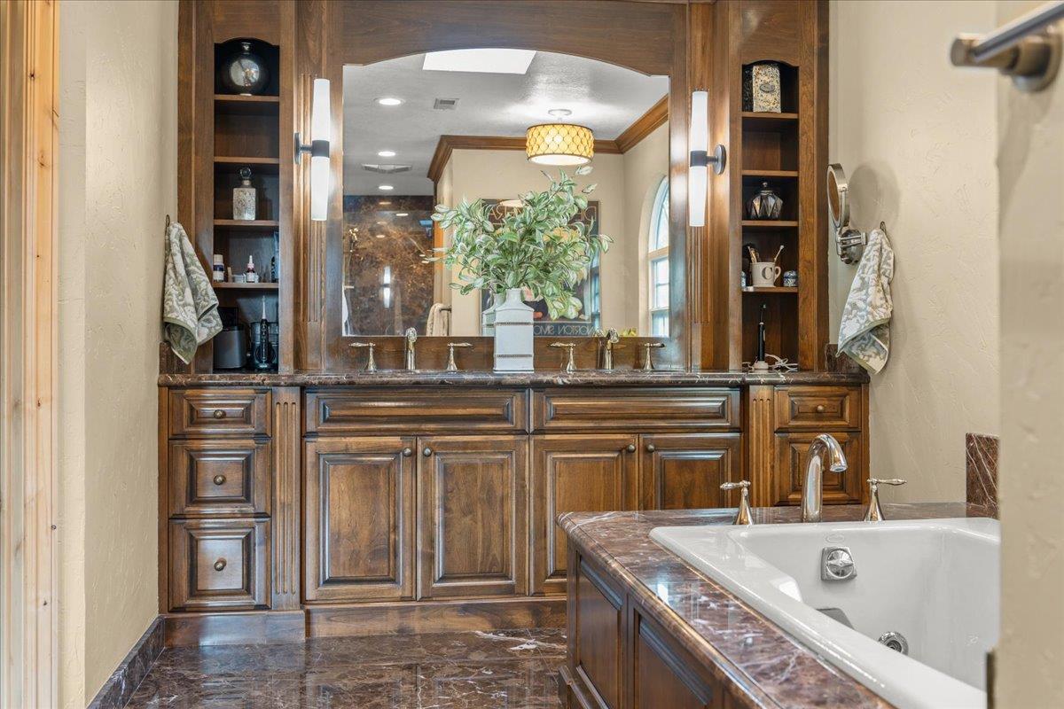 Detail Gallery Image 33 of 59 For 112 Johnson Holw, Los Gatos,  CA 95030 - 4 Beds | 3 Baths