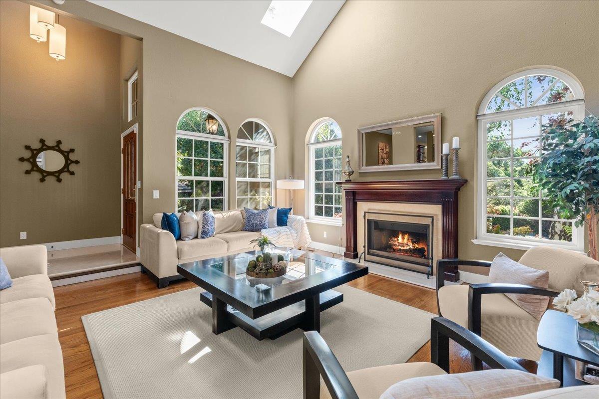Detail Gallery Image 8 of 59 For 112 Johnson Holw, Los Gatos,  CA 95030 - 4 Beds | 3 Baths