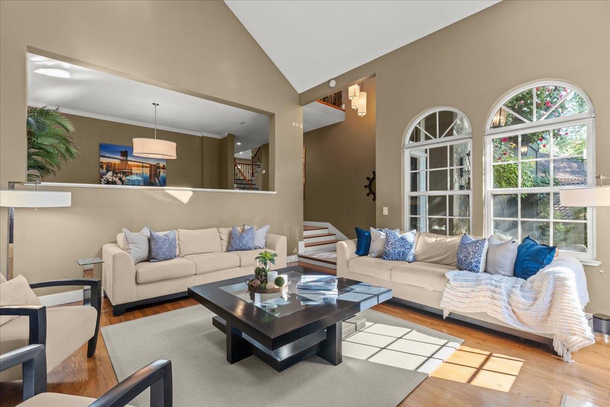 Detail Gallery Image 9 of 59 For 112 Johnson Holw, Los Gatos,  CA 95030 - 4 Beds | 3 Baths