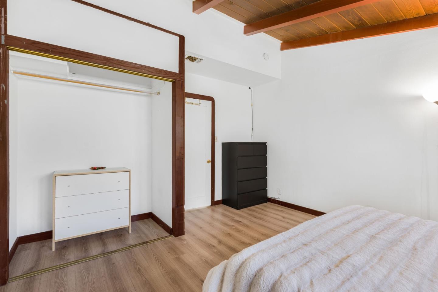 Detail Gallery Image 18 of 30 For 495 Bird Ave, Los Gatos,  CA 95032 - 4 Beds | 2 Baths