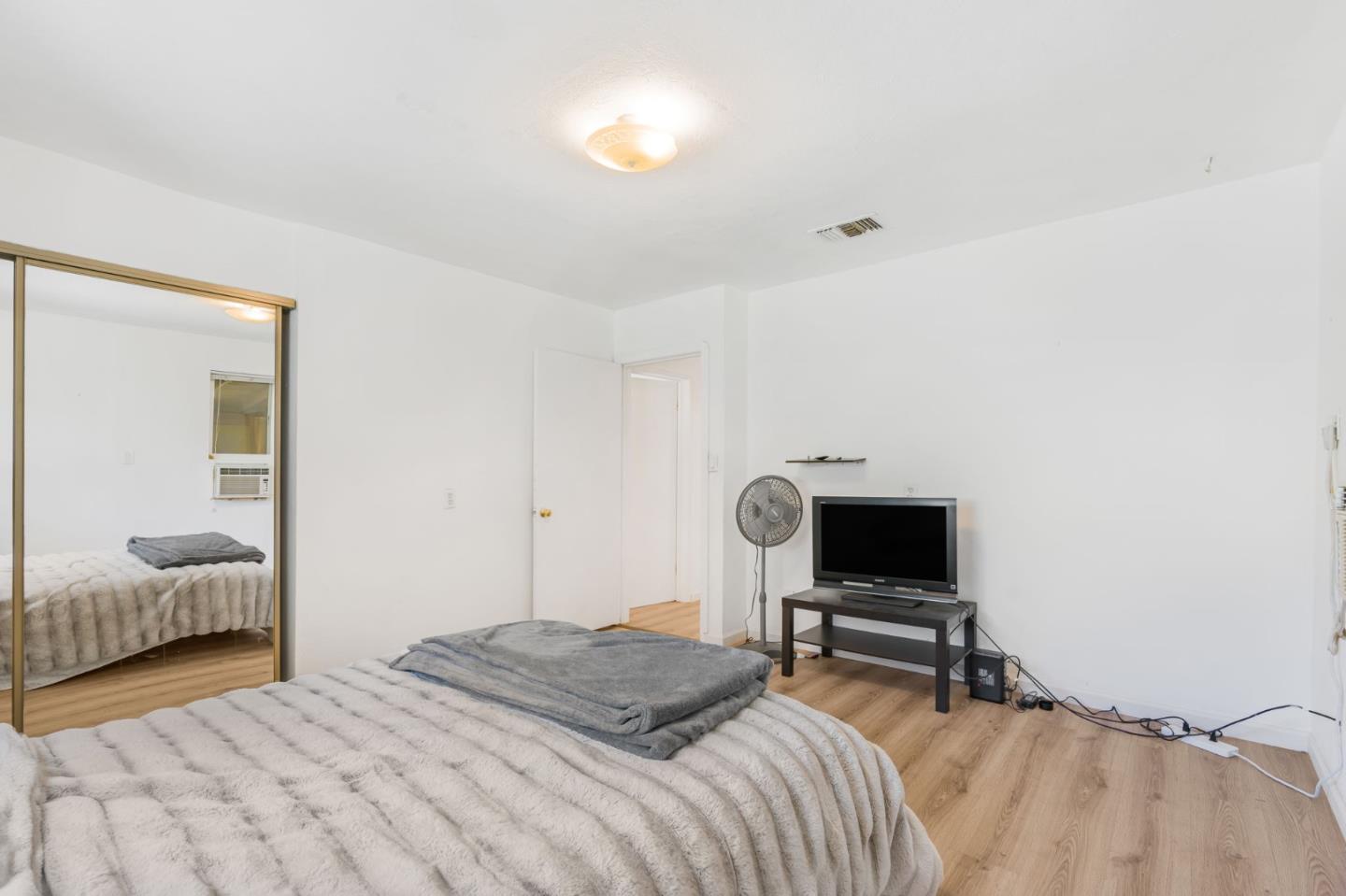 Detail Gallery Image 25 of 30 For 495 Bird Ave, Los Gatos,  CA 95032 - 4 Beds | 2 Baths