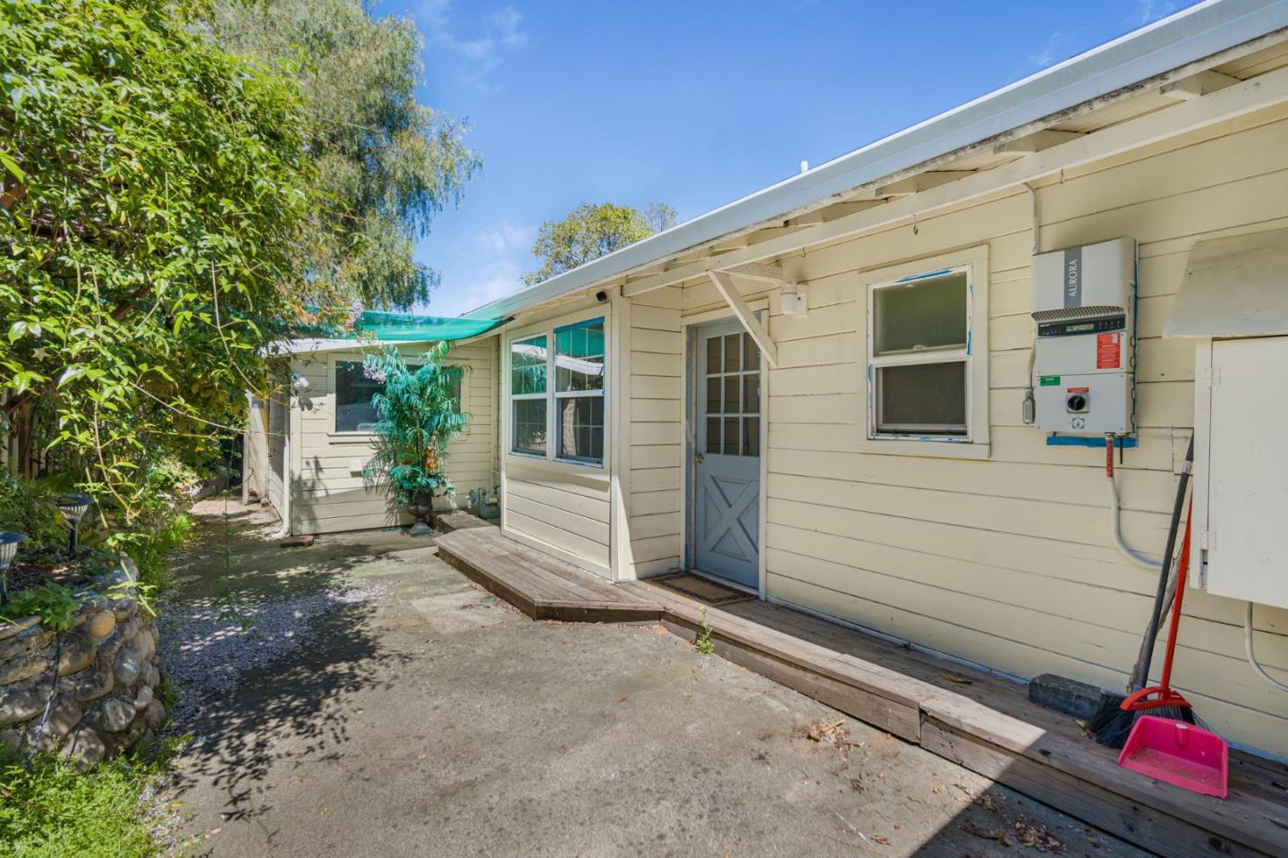 Detail Gallery Image 7 of 30 For 495 Bird Ave, Los Gatos,  CA 95032 - 4 Beds | 2 Baths