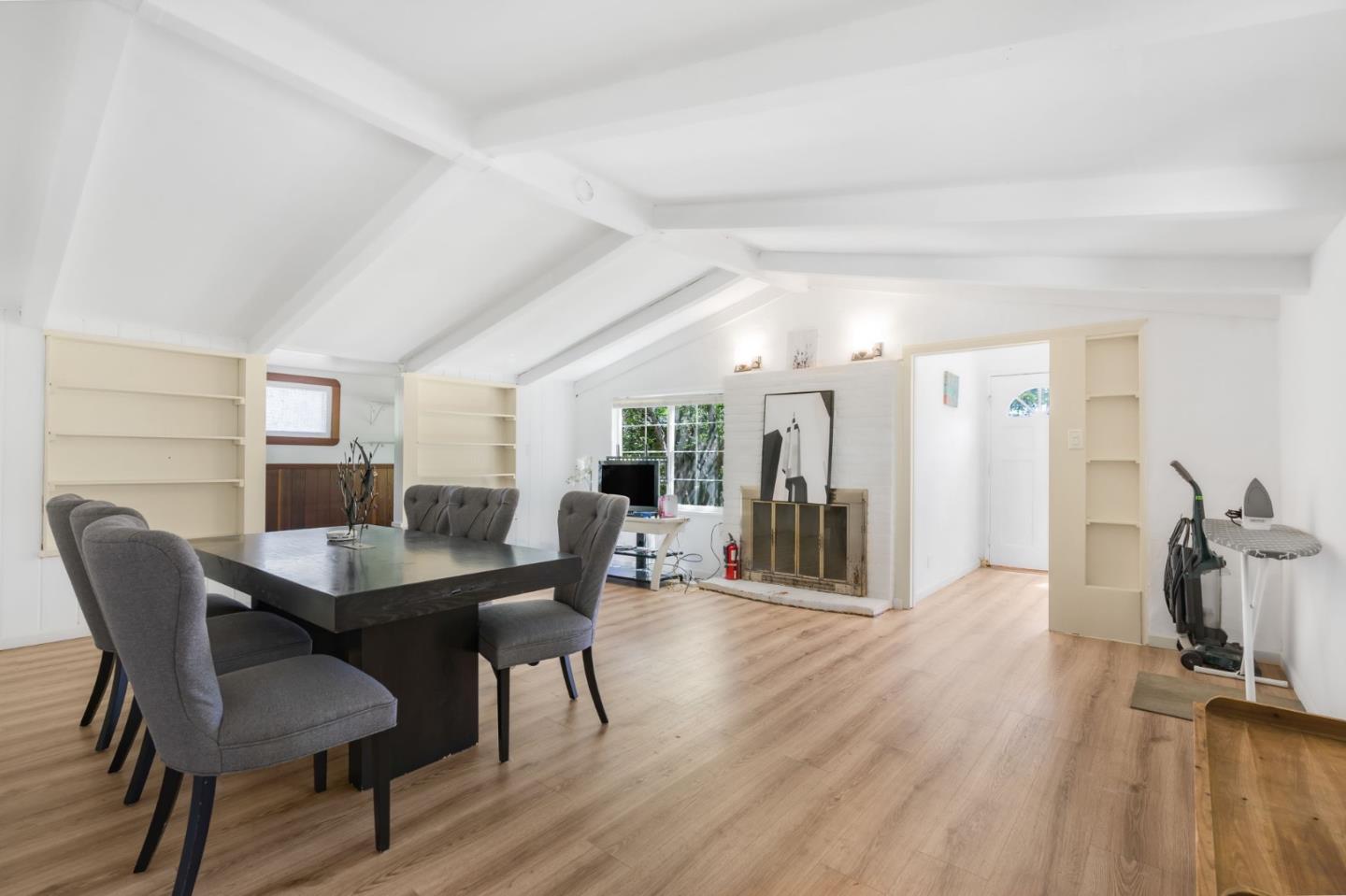 Detail Gallery Image 8 of 30 For 495 Bird Ave, Los Gatos,  CA 95032 - 4 Beds | 2 Baths