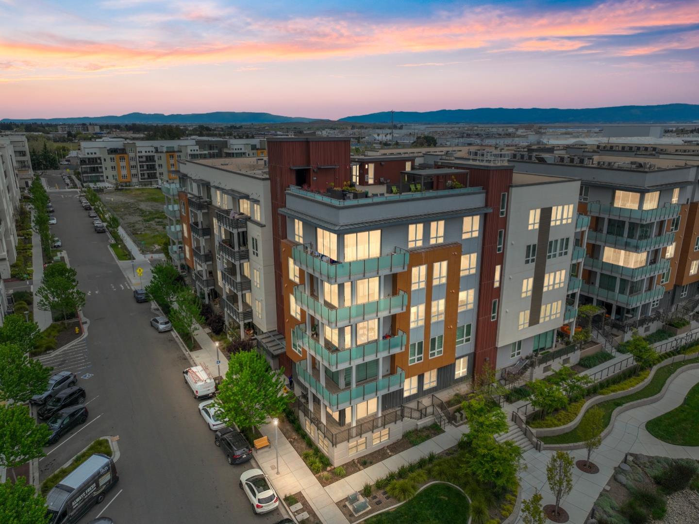 Detail Gallery Image 2 of 54 For 45128 Warm Springs Blvd #523,  Fremont,  CA 94539 - 3 Beds | 2 Baths
