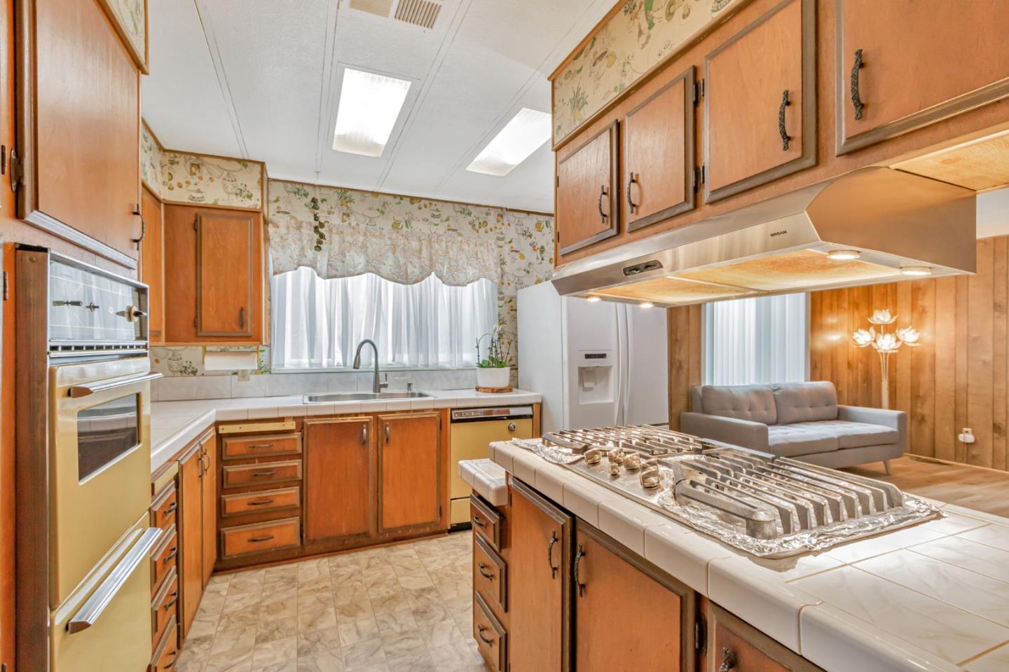 Detail Gallery Image 9 of 27 For 2052 Gold St #119,  Alviso,  CA 95002 - 3 Beds | 2 Baths