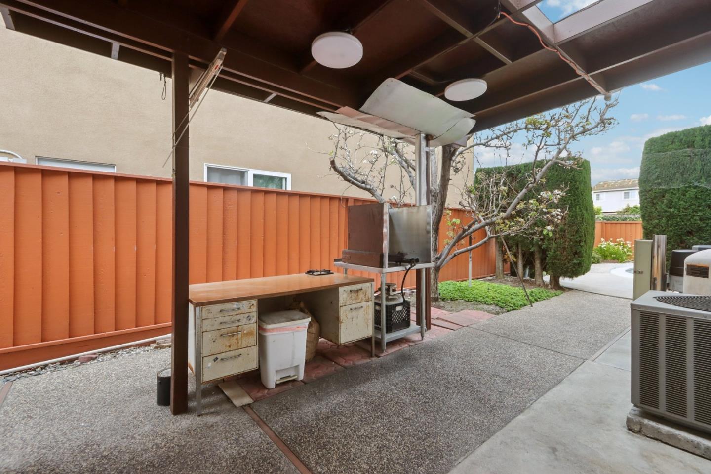 Detail Gallery Image 36 of 71 For 1288 Isengard Ct, San Jose,  CA 95121 - 5 Beds | 3 Baths