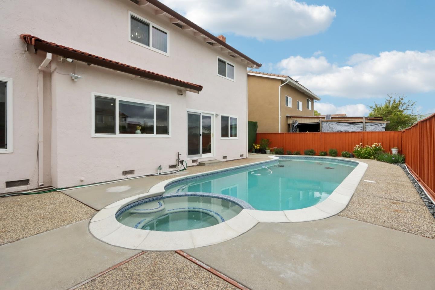 Detail Gallery Image 40 of 71 For 1288 Isengard Ct, San Jose,  CA 95121 - 5 Beds | 3 Baths