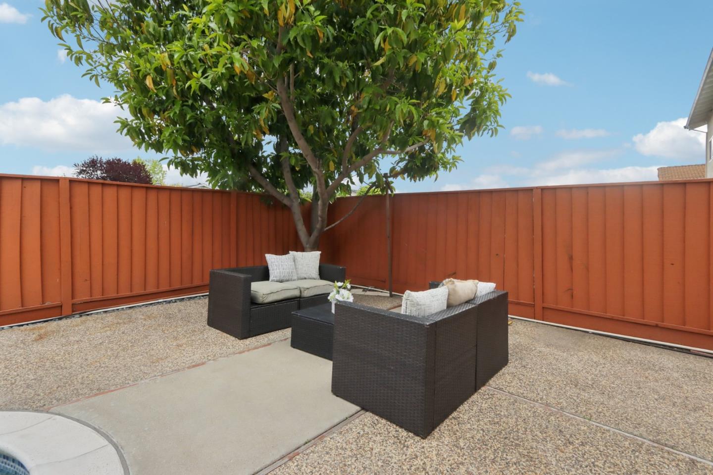 Detail Gallery Image 42 of 71 For 1288 Isengard Ct, San Jose,  CA 95121 - 5 Beds | 3 Baths