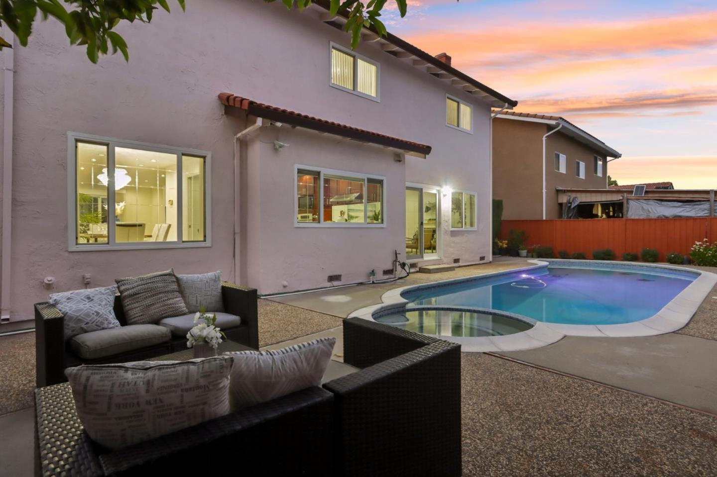 Detail Gallery Image 49 of 71 For 1288 Isengard Ct, San Jose,  CA 95121 - 5 Beds | 3 Baths