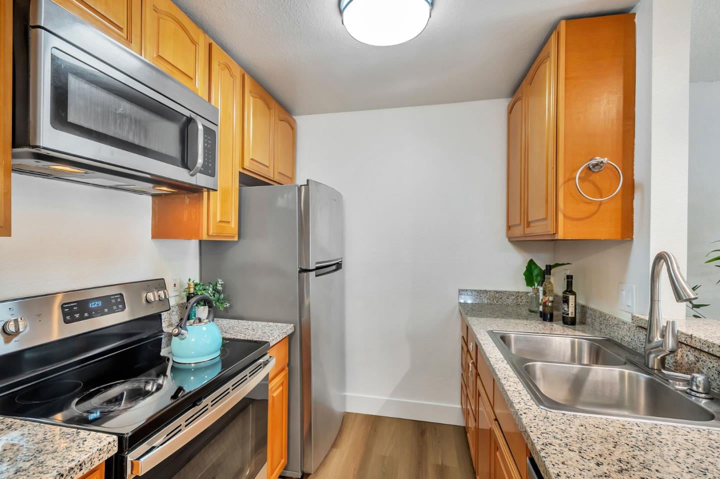 Detail Gallery Image 17 of 53 For 373 Half Moon Ln #307,  Daly City,  CA 94015 - 1 Beds | 1 Baths