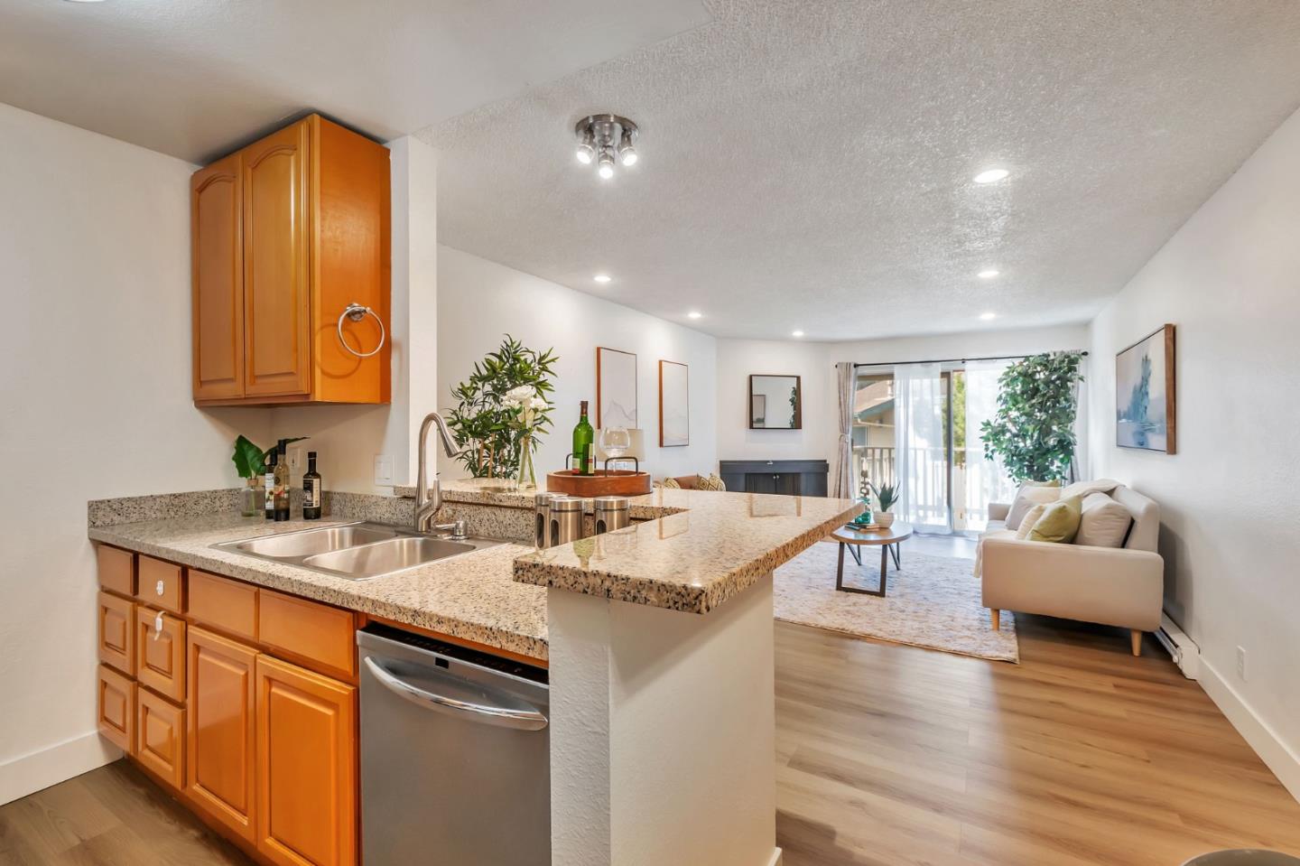Detail Gallery Image 18 of 53 For 373 Half Moon Ln #307,  Daly City,  CA 94015 - 1 Beds | 1 Baths