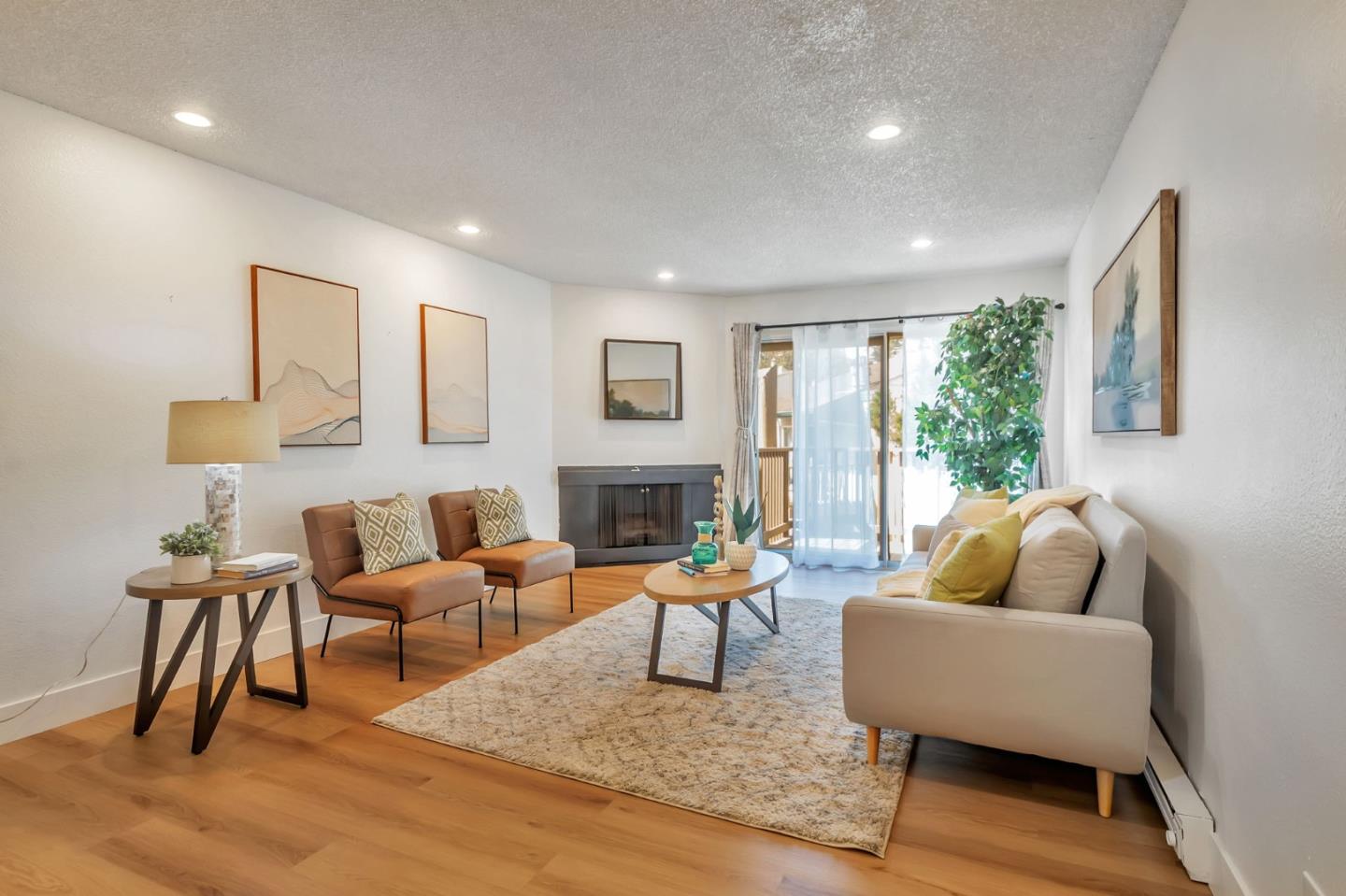 Detail Gallery Image 4 of 53 For 373 Half Moon Ln #307,  Daly City,  CA 94015 - 1 Beds | 1 Baths