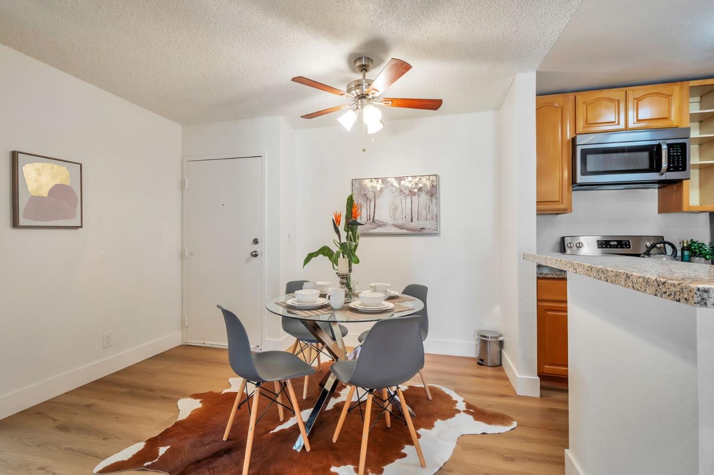 Detail Gallery Image 8 of 53 For 373 Half Moon Ln #307,  Daly City,  CA 94015 - 1 Beds | 1 Baths