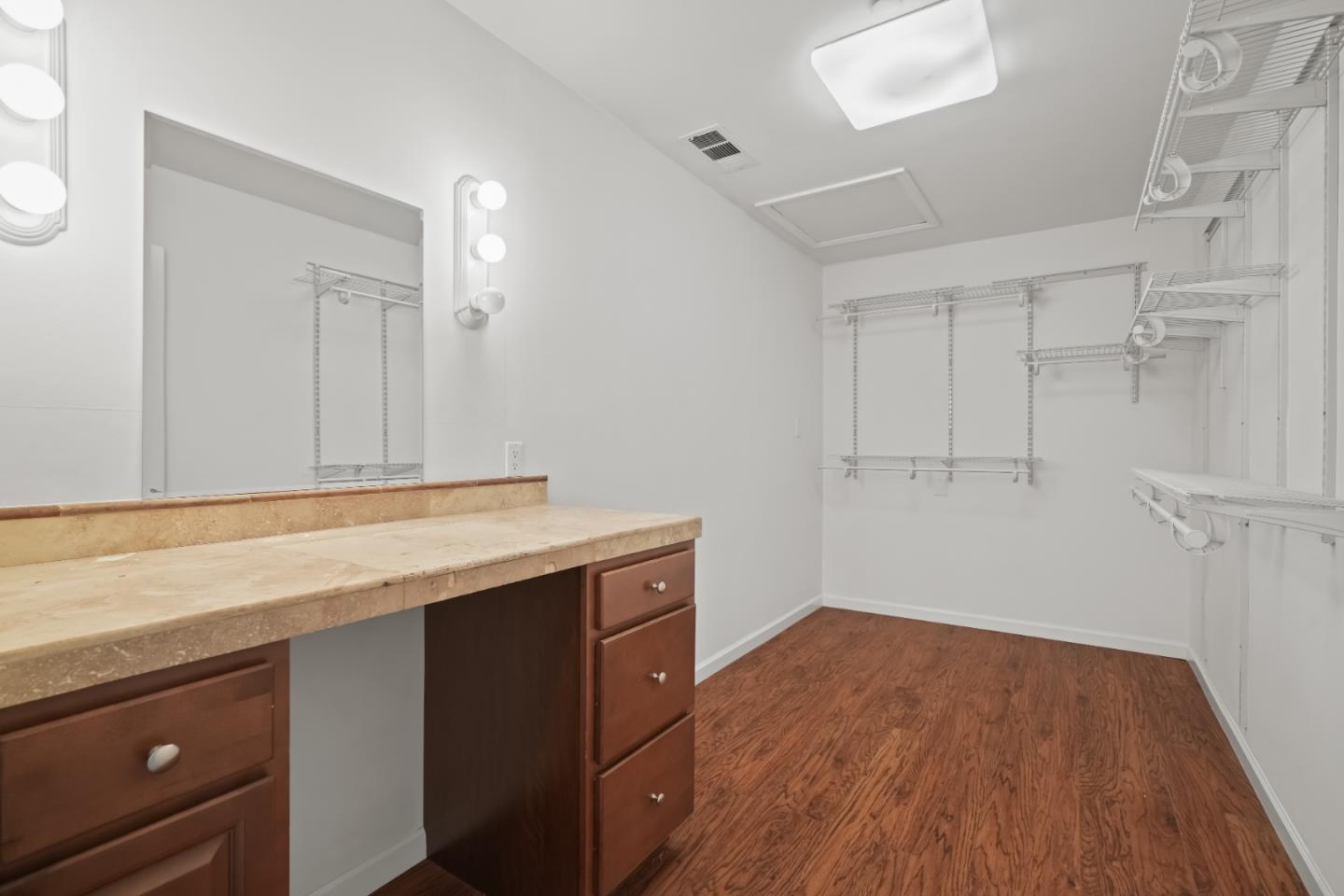 Detail Gallery Image 23 of 27 For 1040 Patricia Ave, San Mateo,  CA 94401 - 5 Beds | 2 Baths