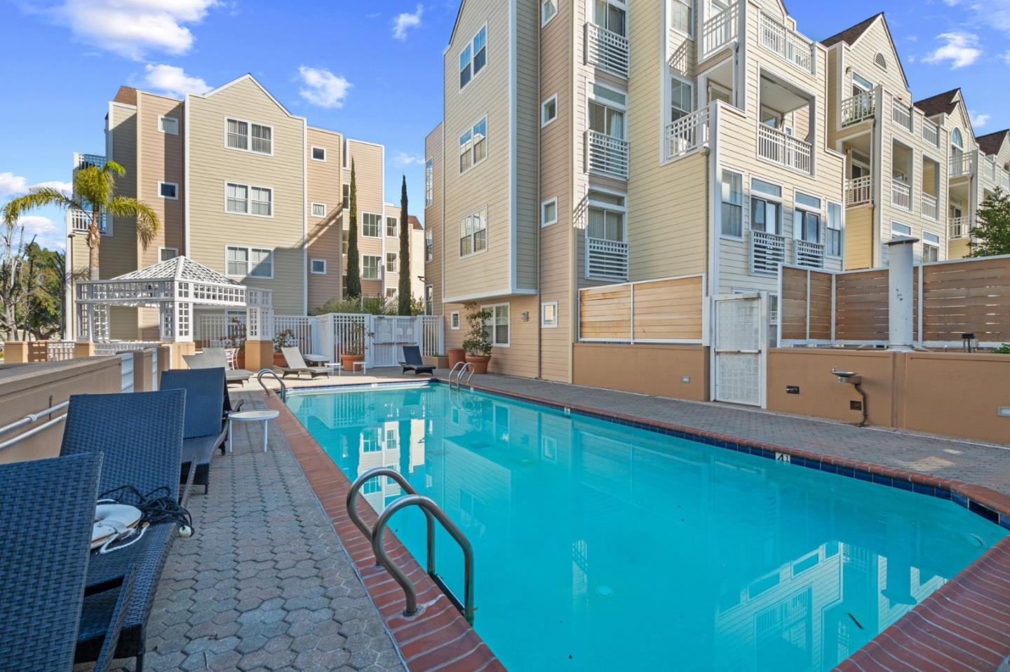 Detail Gallery Image 23 of 23 For 550 Ortega Ave #B321,  Mountain View,  CA 94040 - 2 Beds | 2 Baths
