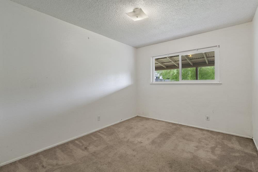 Detail Gallery Image 19 of 34 For 1099 3rd St, San Juan Bautista,  CA 95045 - 3 Beds | 2 Baths