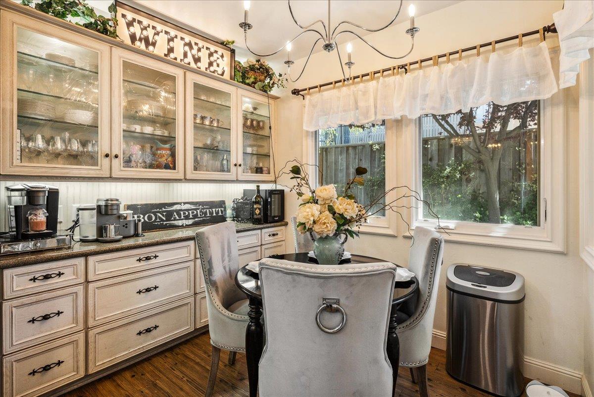 Detail Gallery Image 27 of 73 For 17666 Winding Creek Rd, Salinas,  CA 93908 - 5 Beds | 3 Baths