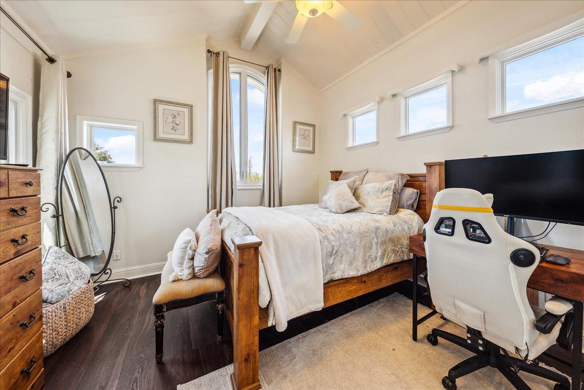 Detail Gallery Image 46 of 73 For 17666 Winding Creek Rd, Salinas,  CA 93908 - 5 Beds | 3 Baths