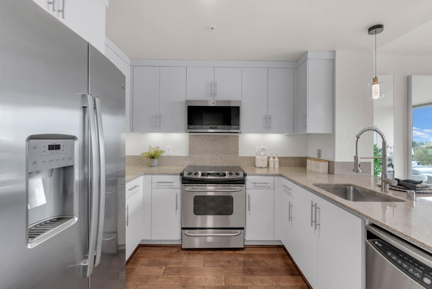 Detail Gallery Image 10 of 32 For 38 N Almaden Blvd #705,  San Jose,  CA 95110 - 1 Beds | 1 Baths